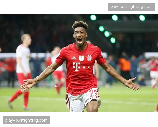 拜仁慕尼黑边中结合战术成熟 萨内与科曼提供宽度与纵深